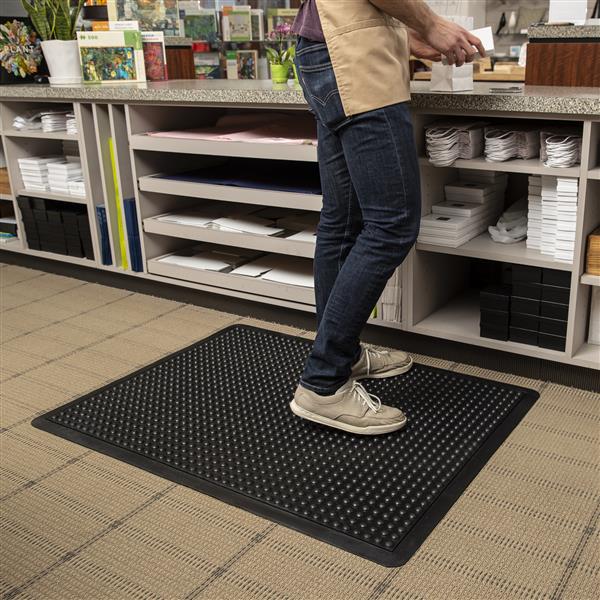 Indoor/Outdoor Entrance Mat - Deflecto